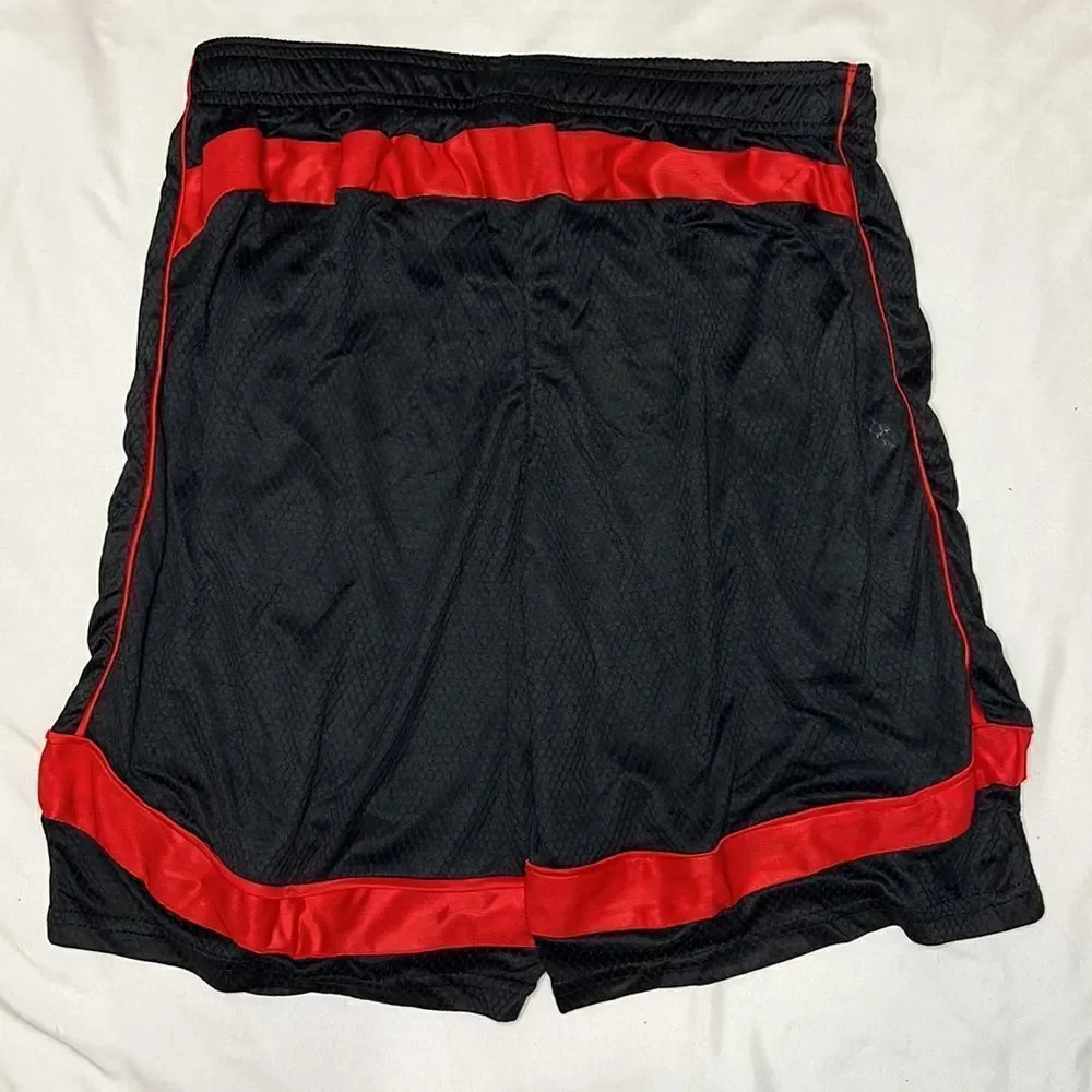 Ultra Performance Men’s Red Black Closed Mesh Dazzle Shorts Size Large